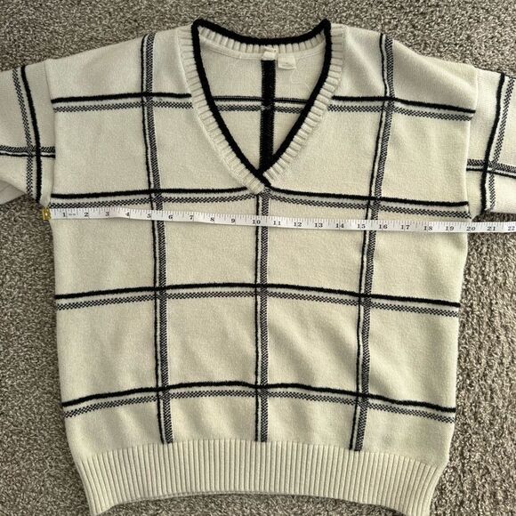 ANTHROPOLOGIE MOTH | Window Pane Plaid Sweater - Picture 8 of 11